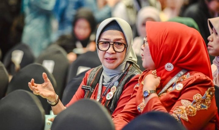 Ketua TP PKK Simalungun Hadiri Rapat Penguatan Tata Kelola Dekranas, TP PKK dan Posyandu se-Indonesia Bagian Barat